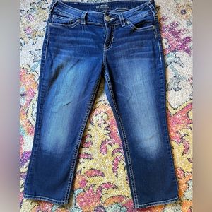 Silver Suki denim capri size 33